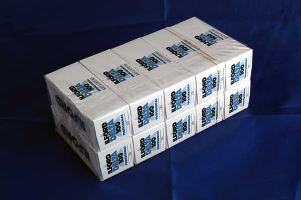 Ilford Delta-100 Pro 120 B/W Print Film ISO-100, 10-pack