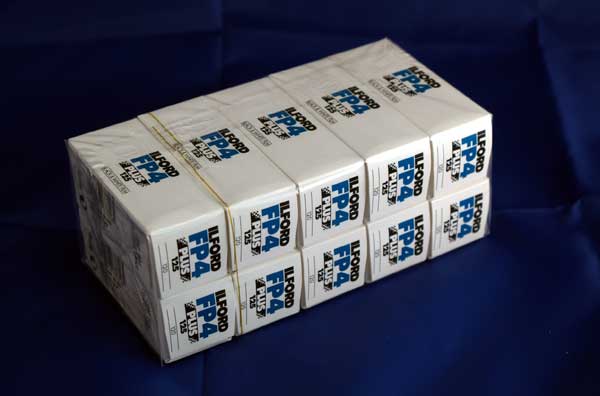 Ilford FP4 Plus 120 B/W Print Film ISO-125, 10-pack