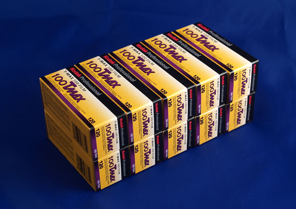 Kodak Pro T-MAX 100  120 B/W Print Film ISO-100, 10-pack