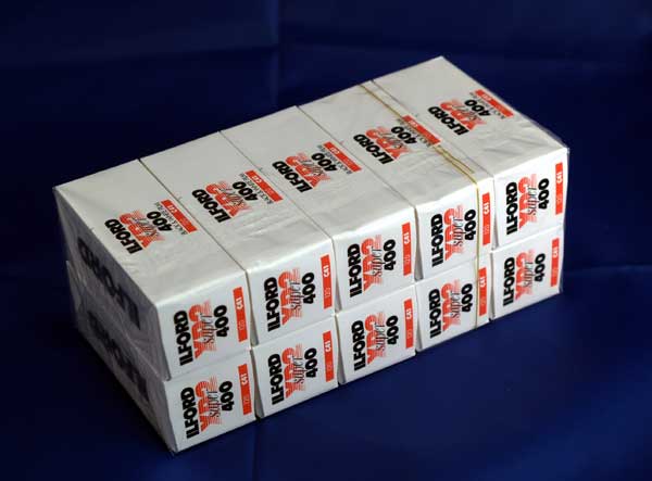 Ilford XP2 Super 120 B/W C-41 Print Film ISO-400, 10-pack